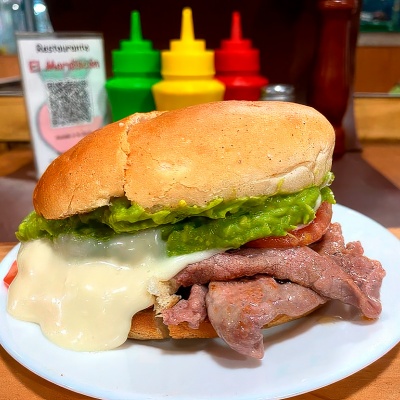 Sándwiches Clásicos